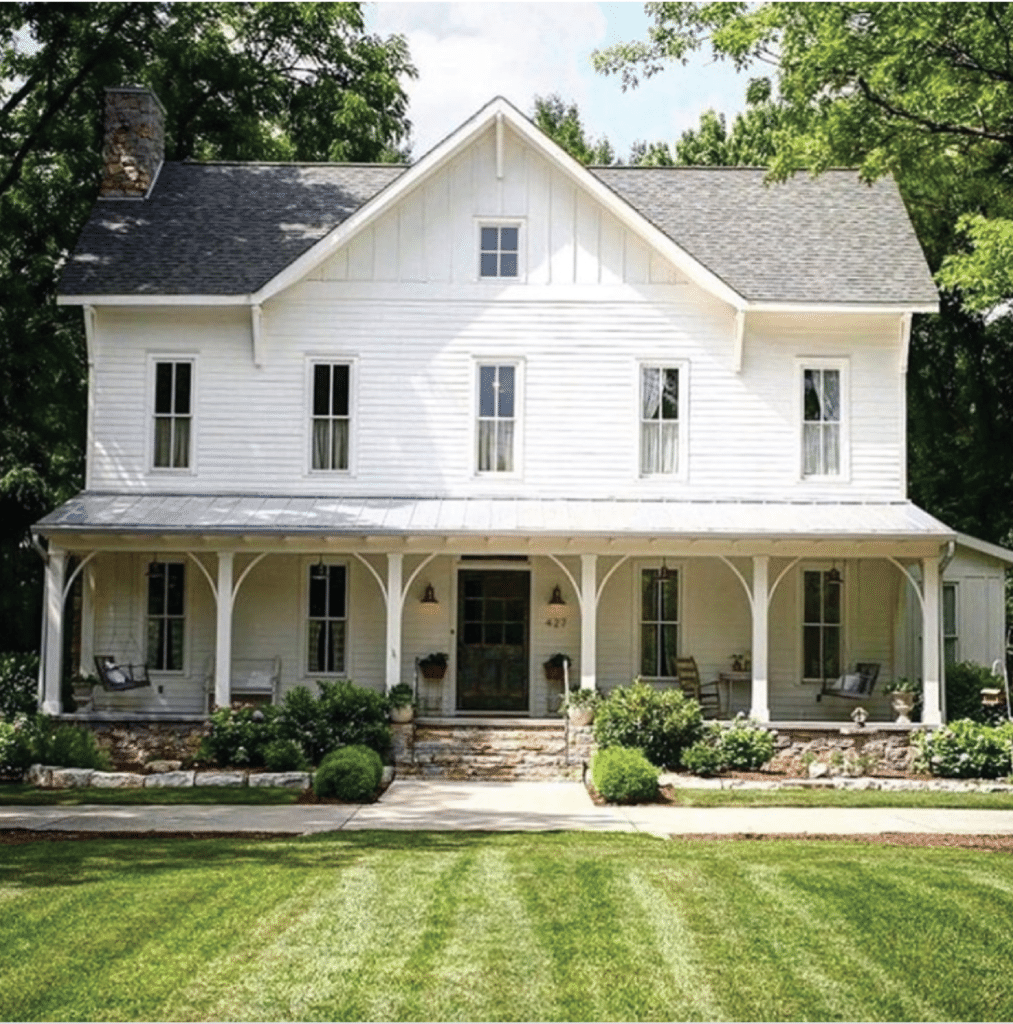 Farmhouse-Exterior