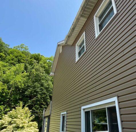 Expert Roofing Contractors in Mill Run, PA