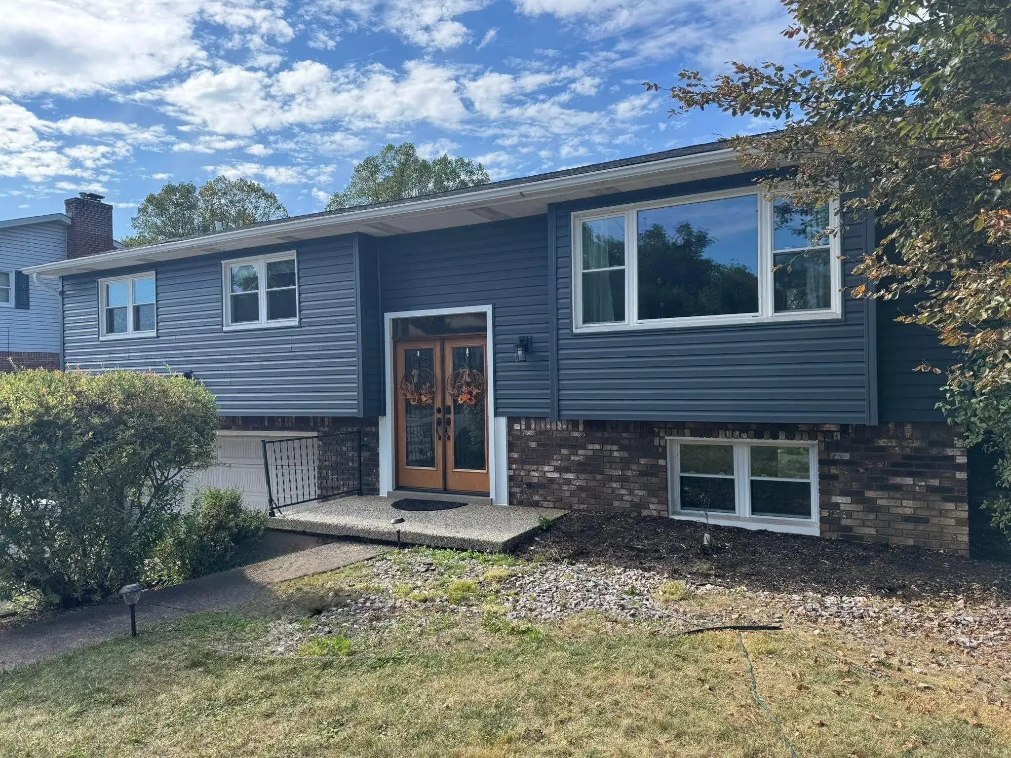 Displaying house 3